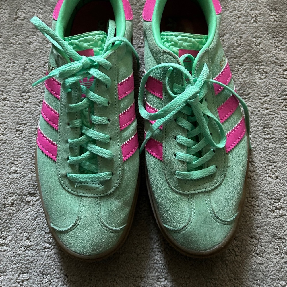 adidas Gazelle Bold Womens Pulse Mint Screaming Pink Size 8